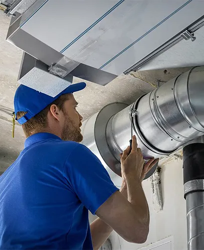 Duct Installation 407 x 500 1 | Offering specialized restoration of Commercial HVAC systems in Texas