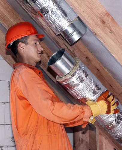 Duct Installation 407 x 500 | Offering specialized restoration of Commercial HVAC systems in Texas